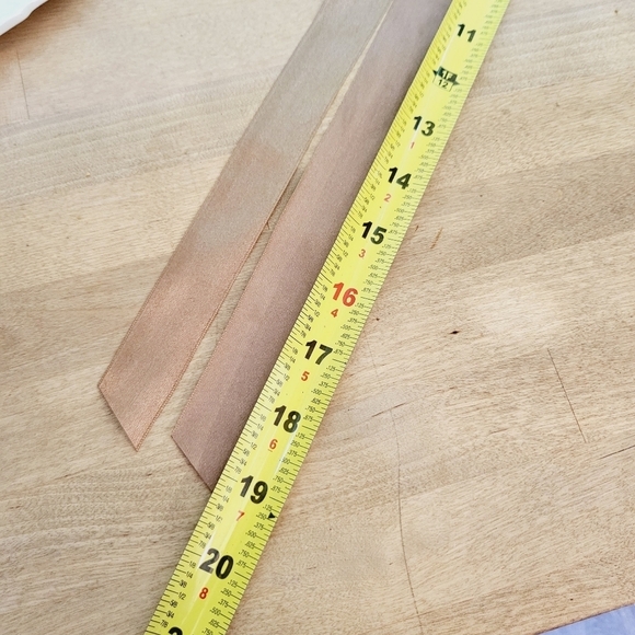 Vintage faux pearls with ribbon tie and matching pearl earrings - Picture 10 of 11